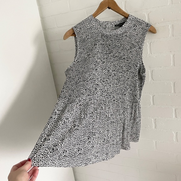 Anthro X Adrianna Papell Peplum Blouse Pleated Smocked Key hole Animal print M - Picture 4 of 14